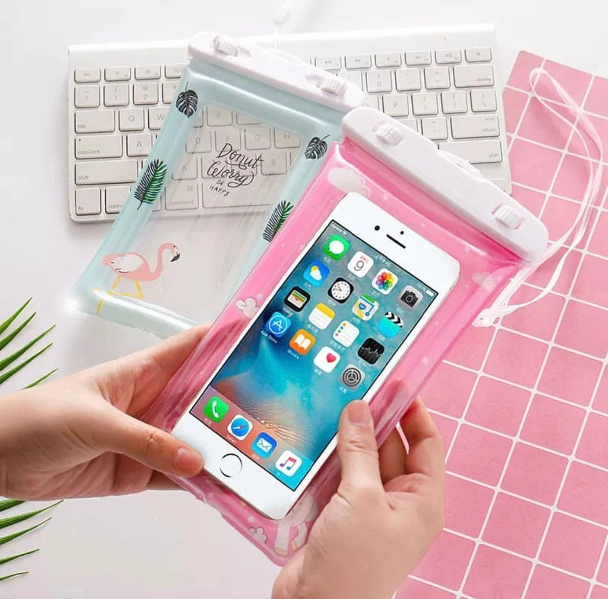 Universal Waterproof Phone Pouch - Protective Case